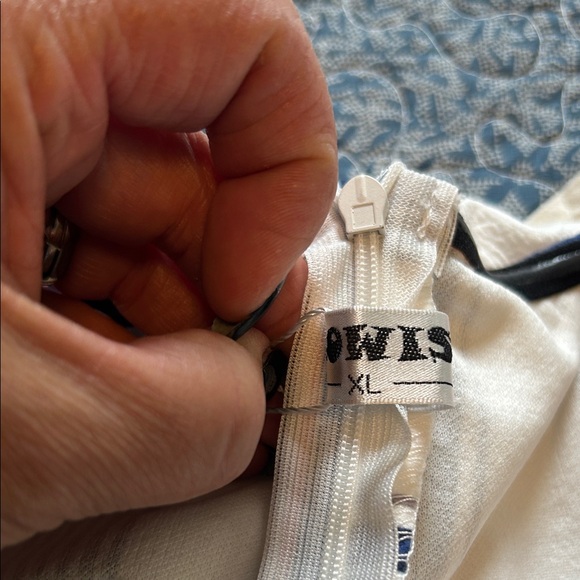 Striped romper - Picture 3 of 4